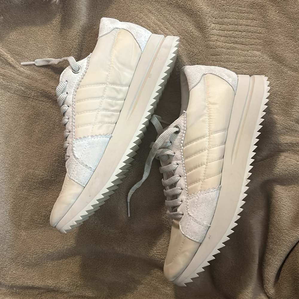 Pedro Garcia sneakers